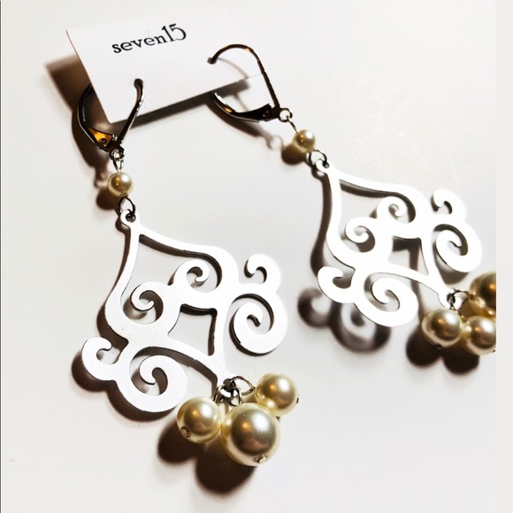 Statement Pearl Earrings - Picture 2 of 7